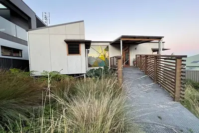 Image de Contemporary beach house in Coledale. Ocean & Escarpment views. Pet friendly.