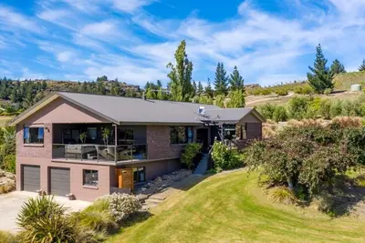 Image de Entire home in Earnscleugh, Central Otago