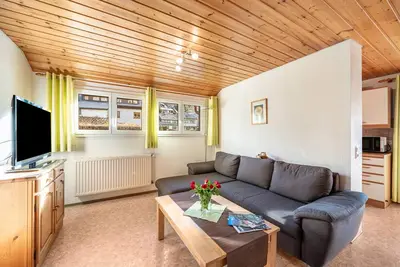 Image de Appartement \"Morgensonne\" avec vue sur les montagnes, terrasse partagée et Wi-Fi