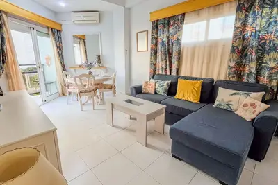 Image de Skol 252b. Nice 1 Bed Apartment with Sea Views in Marbella centre.