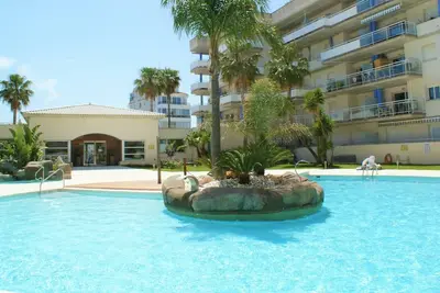 Image de Dúplex con solárium privado en Port Canigó Roses