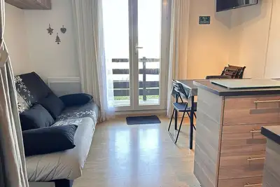 Image de Studio calme à Risoul, 4 couchages, animaux admis, parking