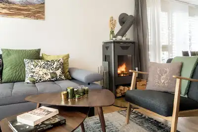 Image de Appartement Bell-Vue avec 3 chambres à coucher et  vue à 360° sur les montagnes