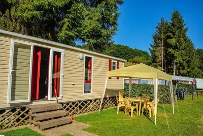 Image de Mullerthal Deluxe mobile home, Resort Walsdorf, 4 guests, garden with sun loungers. Perfect for families.