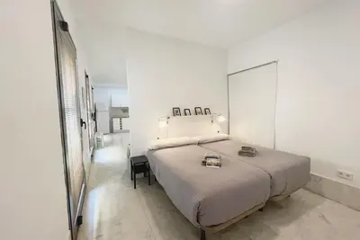 Image de Veronica Comfort 4