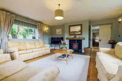 Image de Country House Retreat in the heart of the Cotswolds for family and friends.