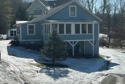 Image de Quaint 2-bedroom cottage in North Salem with WiFi access