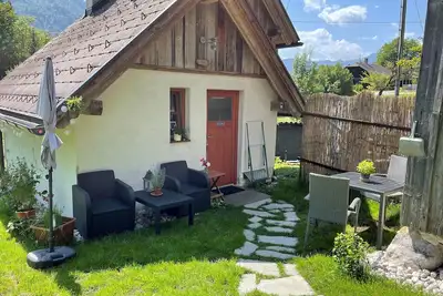 Image de Tinyhouse with wood-burning stove, wifi, parking and garden just 300m from the lake