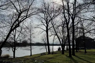 Image de Cozy 4-bedroom condo in charming Lexington