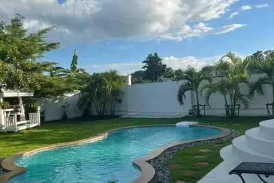 Image de Coconut Paradise Private Pool view Lake Villa 2