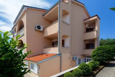 Image de Comfortable and Sunny Krk Apartment - One Bedroom Apartment with Terrace