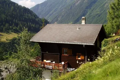Image de Chalet luxueux avec vue de rêve, randonnée et ski dans une région classée Unesco