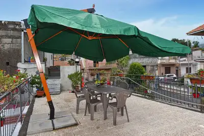 Bel appartement à Mascali avec WiFi