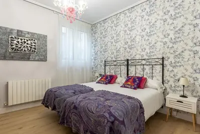 Image de Acogedor con estilo Ăşnico junto Centro Azkuna