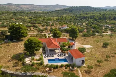 Image de Luxury Villa Nature - Heated Pool, Fire Pit & Sauna. Surrounded by nature only
