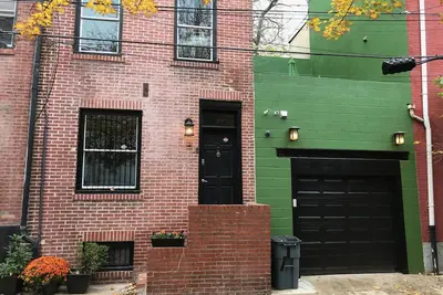 Image de New Listing! Fun and Fabulous Trinity Home with Deck in Center City