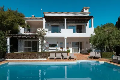 Image de Maison de vacances 'Petunia' avec piscine privée, Wi-Fi et climatisation