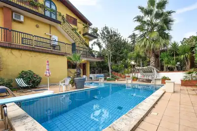 Bel appartement de 2 chambres à.