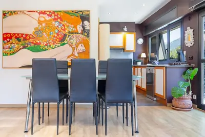 Image de Duplex Artistique avec Terrasse à 10 min du Centre