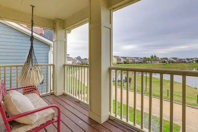 Image de Lakefront Home in Energy Corridor Area: Near 99!