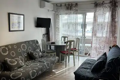 Image de Studio équipé pour 4 personnes, proche plage - 2calypi/2