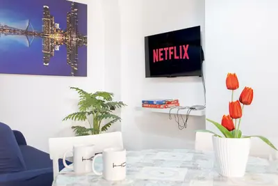 Image de Home4Apartment Salerno center, private patio