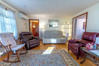 Family Stays: Middletown, Ct