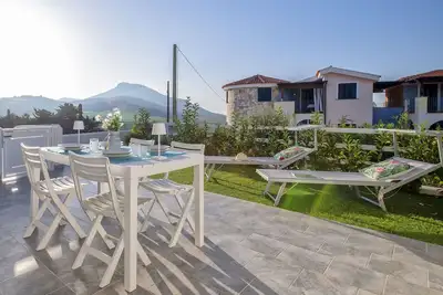 Image de Joli appartement pour 5 personnes avec climatisation, piscine, Wifi, Tv et terrasse