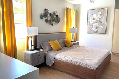 Image de Modern 2-bedroom apartment 2 Bath Cebu Business Park CebuCity