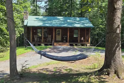 Image de Kovi Bear Cabin near Shenandoah Np, wineries & restauraunts with Wi-Fi