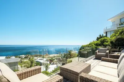 Image de Stylish Camps Bay Home with Sea Views Beleza Villa