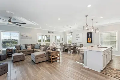 Image de 4br Villa| 3-king, 4-bunks| Lost Key| Private Beach| 2 Pools| Fitness Center| Tennis| Free Golf!