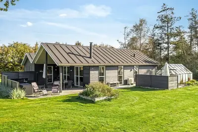 Image de \"Carlina\" - 700m to the fjord by Interhome