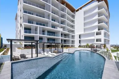 Image de Relaxing Sunshine Coast beach side holiday apartment