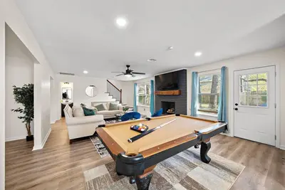 Image de Houston Stay | Game Room | Bbq Yard | Sleeps 16