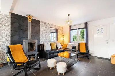 Image de Maison de vacances 'Ker Marjac' 3 étoiles, accès Pmr, jacuzzi, poele à bois, jardin privé et Wi-Fi