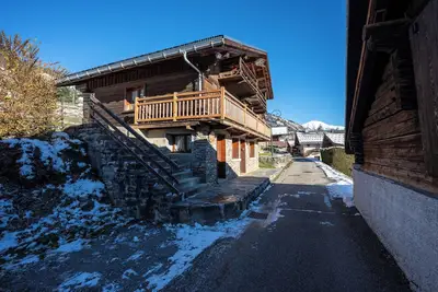 Image de Chalet \"Chez Mémé\" avec vue sur montagne, terrasse privée et jardin privé