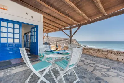 Image de Maison de vacances 'Mer et Sieste' avec vue sur la mer, terrasse privée et Wi-Fi