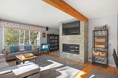 Image de Hot Tub & Mountain Views: 5-Min to Frisco Main St.