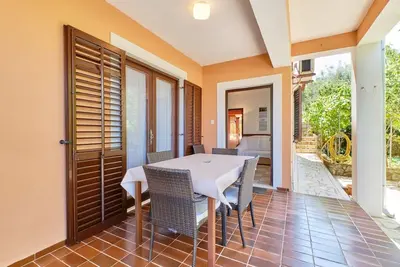 Apartment Ady 1 in Mali Lošinj, offering accommodation for up to 5 people.