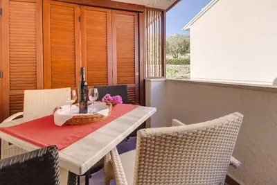 Apartment Prica 1, located in Mali Lošinj, possible to accommodate four people.