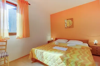 Apartment Prica 2, located in Mali Lošinj, possible to accommodate four people.