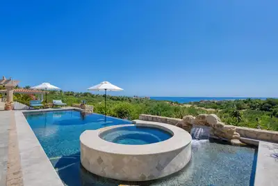 Image de Escape to Paradise in Cabo San Lucas!