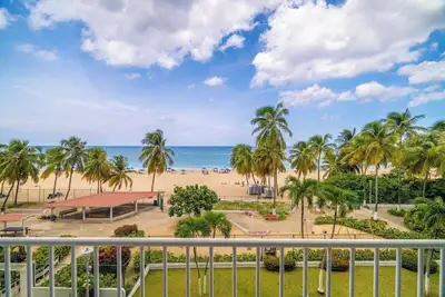 Beachfront 1br Apt in Marbella del Caribe Isla Verde