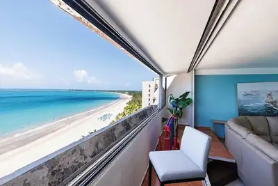 Image de Isla Verde Oceanview 4br with Beach Access