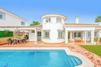 Image de Villa Ruby Sol - Cinq Chambres Villa, Couchages 9