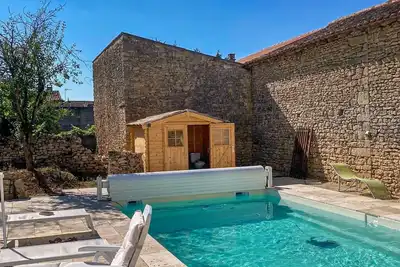 Image de Maison acceptant les animaux à Doux