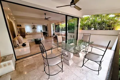 Image de Charming first floor 2-bedroom apartment  in beautiful Acapulco de Juárez