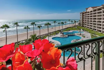 Image de Sonoran Spa - Sunset-Facing Condo On The Beach!