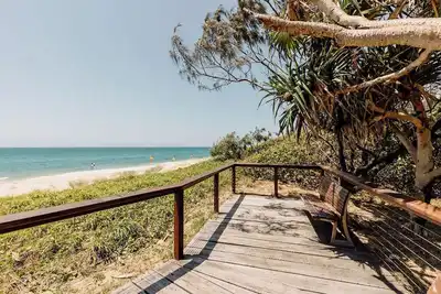 Image de Classic Coastal Retreat across the road from the Surf Club